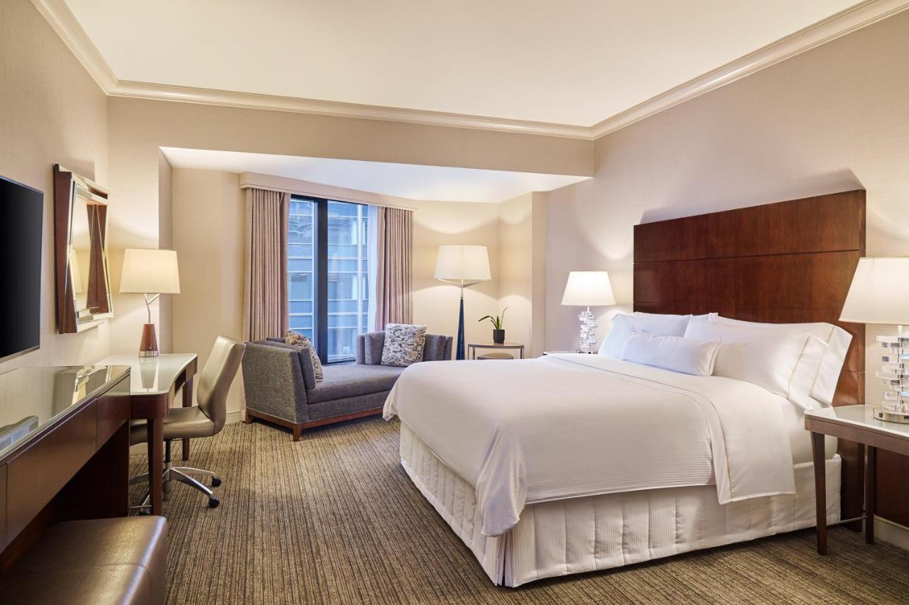 The Westin River North 4*