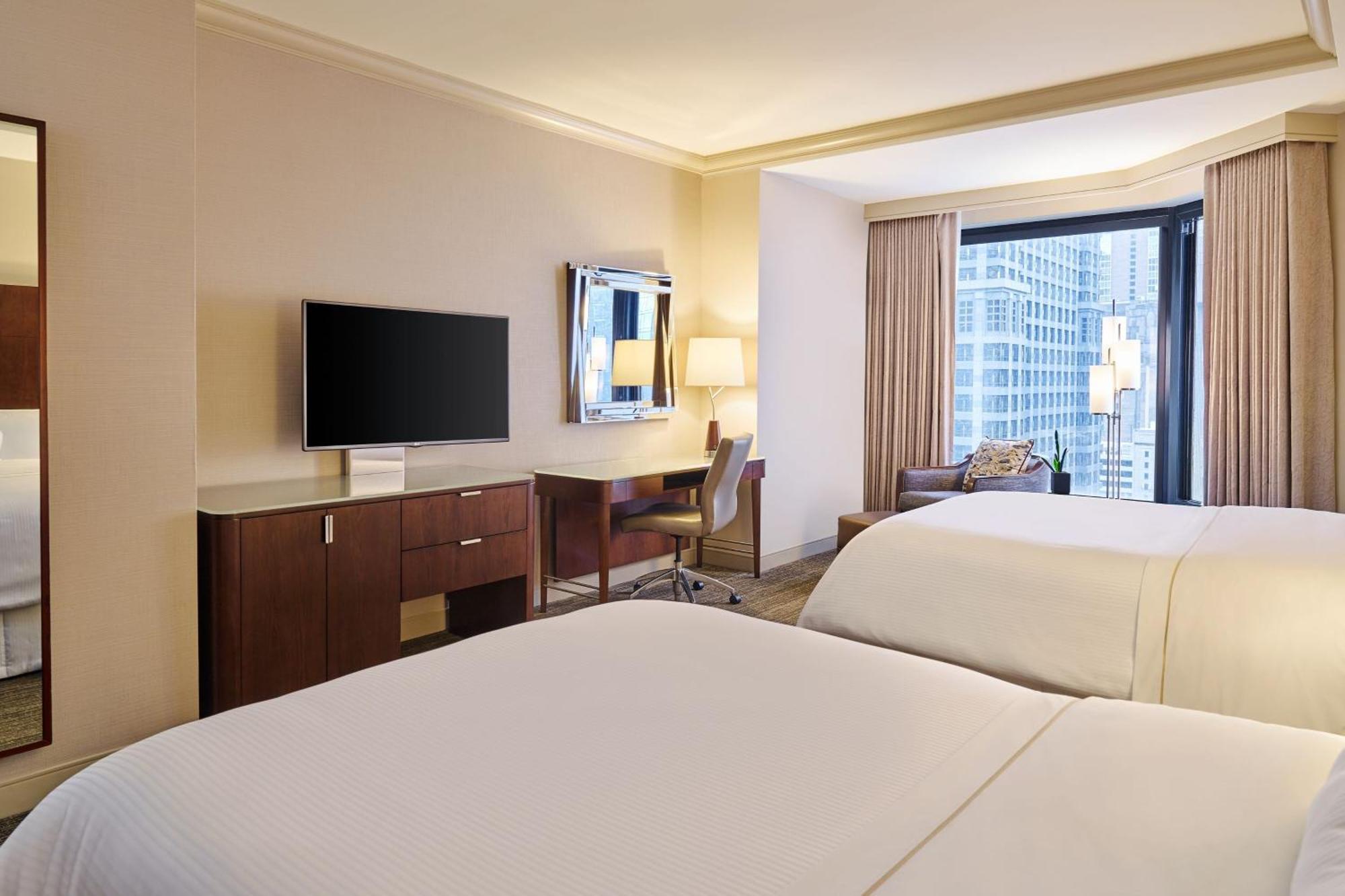 The Westin River North Hotel 4*